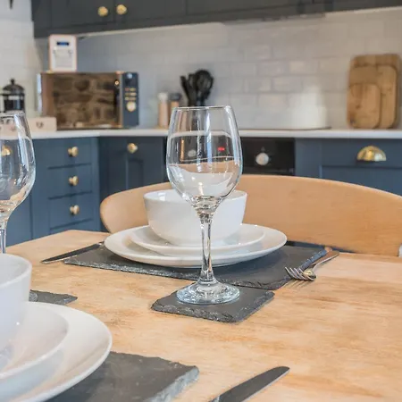 Withesikes Lakeside Apartment, District * Portinscale